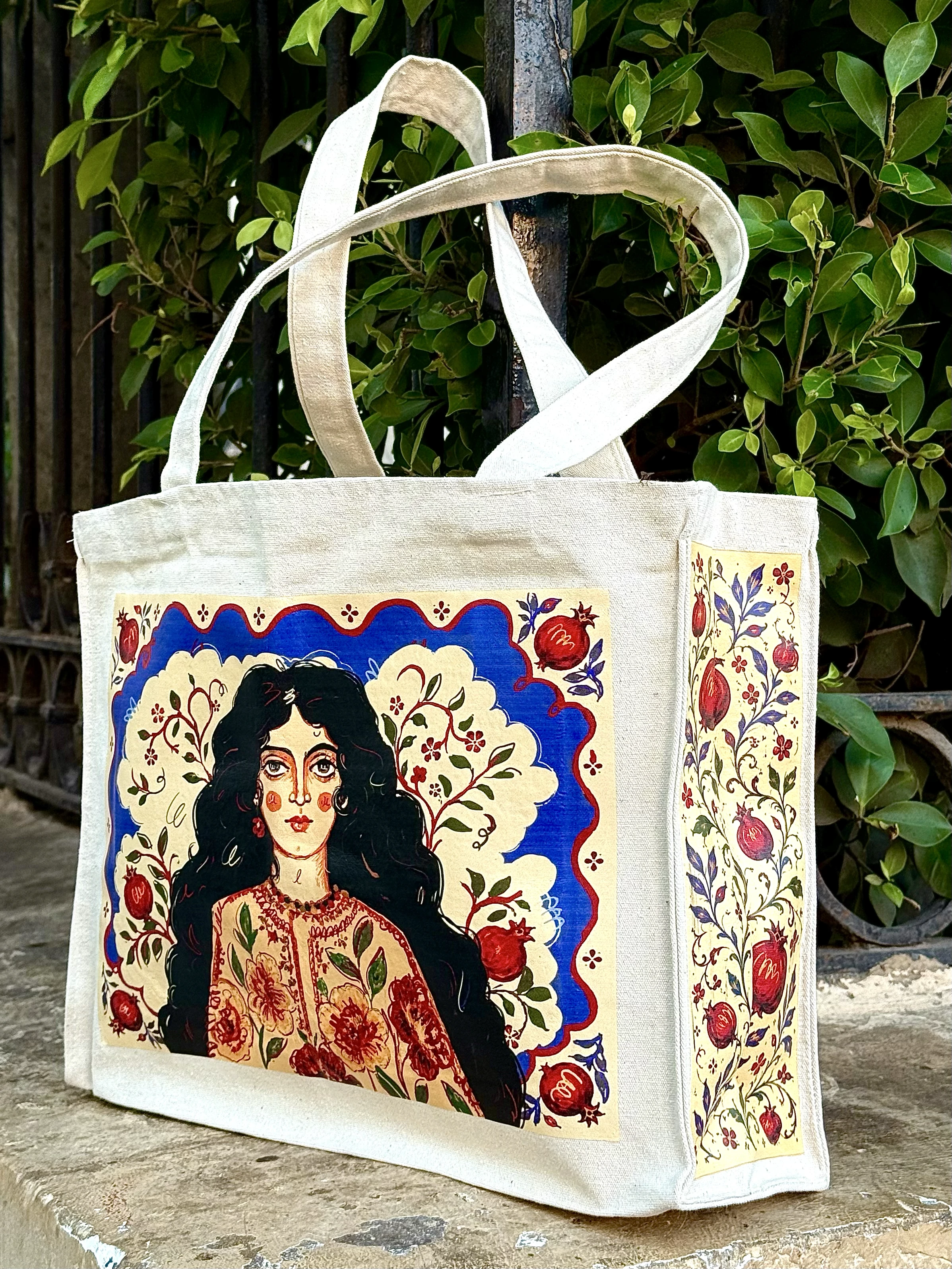 ZOYA Tote Bag 